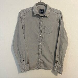 American Eagle Favorite Fit Preppy Y2K Gray/White Ruffle Button Striped Medium